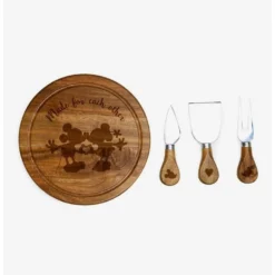 Promo ✔️ Disney Mickey Mouse Cheese Board & Tools Set ⌛