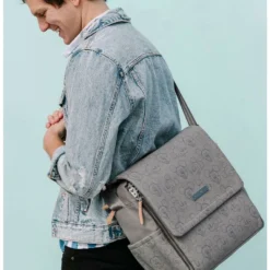 Buy ❤️ Petunia Pickle Bottom Disney Mickey Love Mickey Mouse Boxy 🤩 Backpack 🧨 -Mickey Mouse Store 15787445 av3