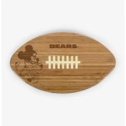 Brand new 💯 Disney Mickey Mouse NFL CHI Bears Cutting Board 🌟